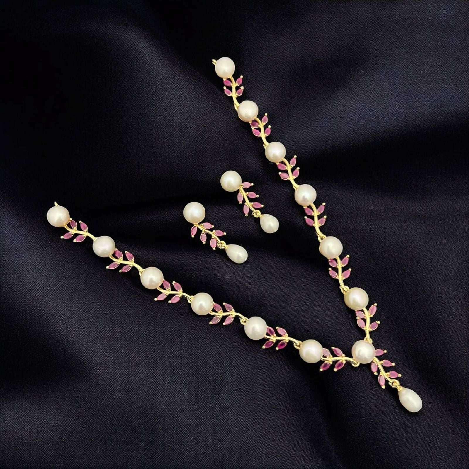 Elegant Pearl & Green Leaf Jewelry Set – Necklace and Earrings