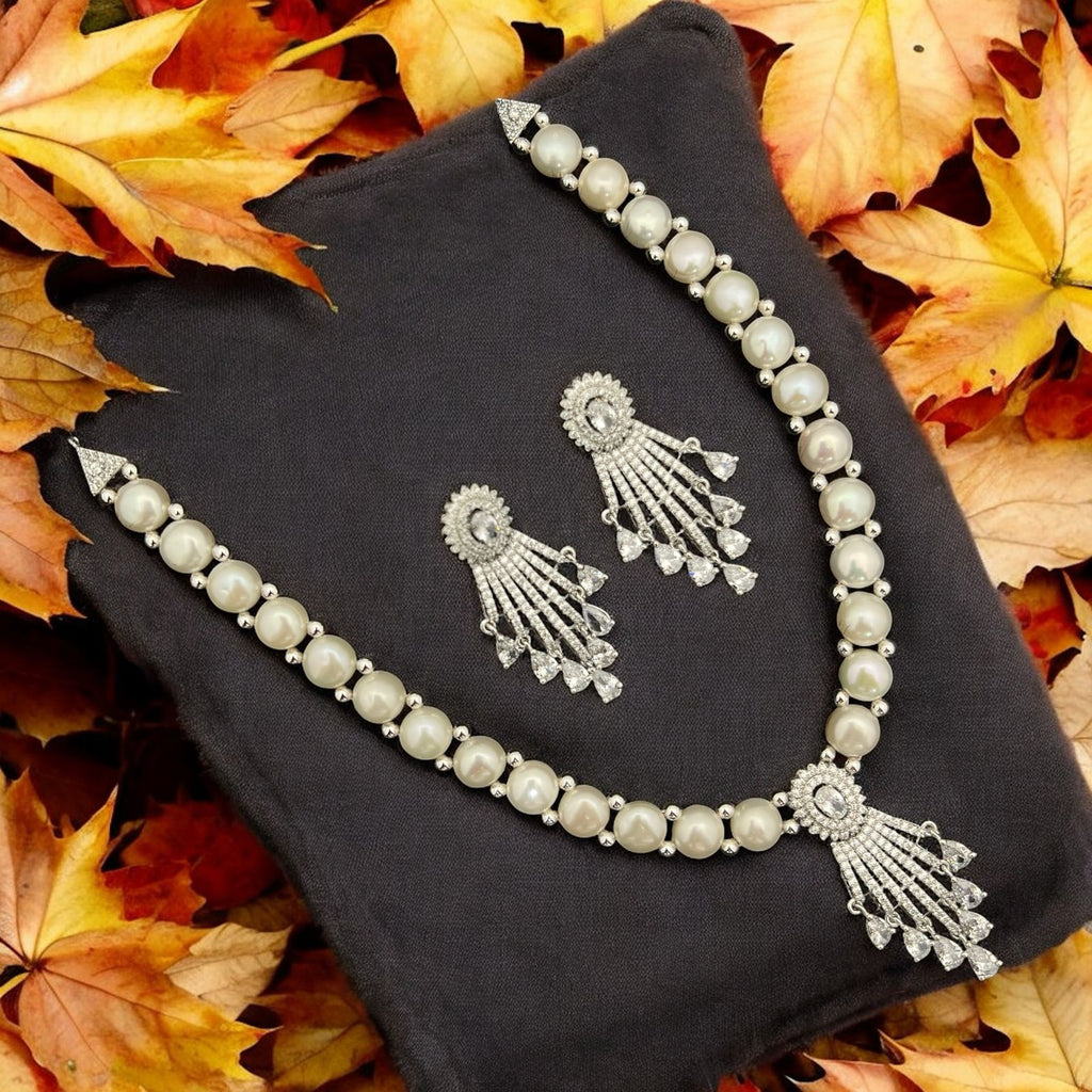 Pearl and Crystal Tassel Jewelry Set