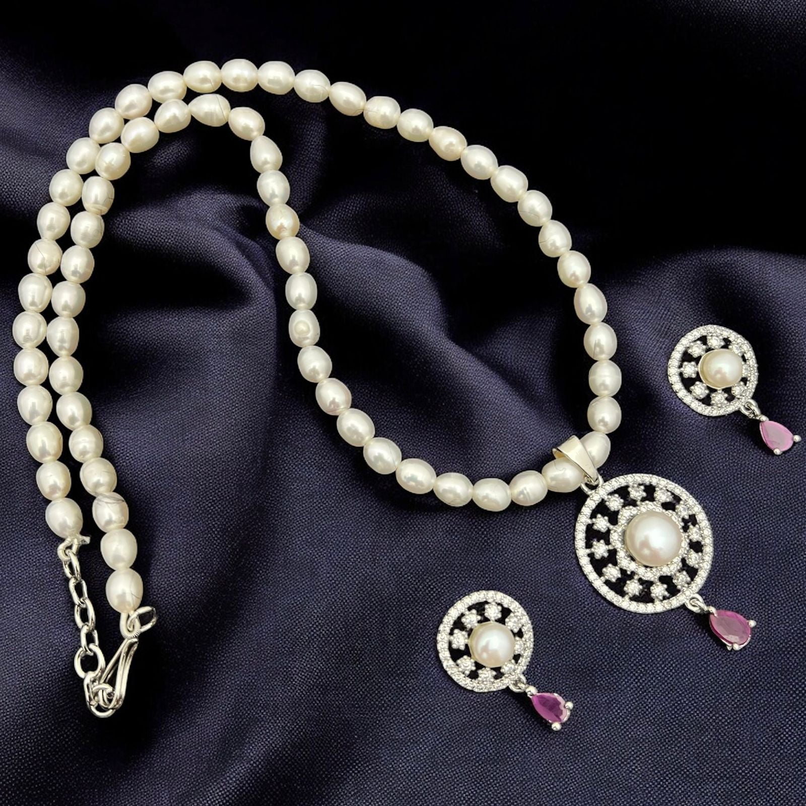 Pearl and Crystal Flower Pendant Jewelry Set