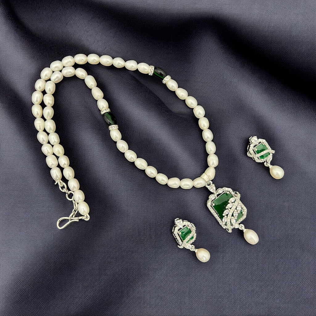 Pearl and Gemstone Leaf Pendant Jewelry Set