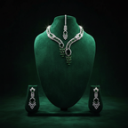 Emerald AD Necklace Set on dark velvet display
